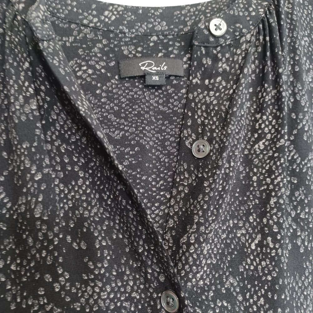 Rails Eloise Slate Python Button Front Blouse Siz… - image 5